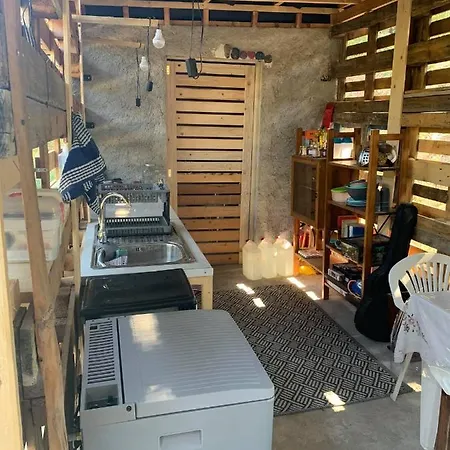 Olive Grove Oasis No4 Lodge Pelekas